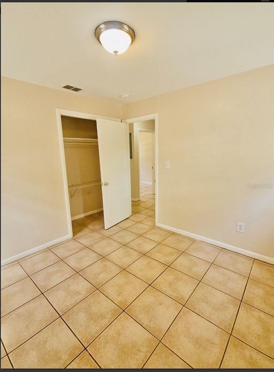 10011 N 23RD ST, TAMPA, FL, 33612