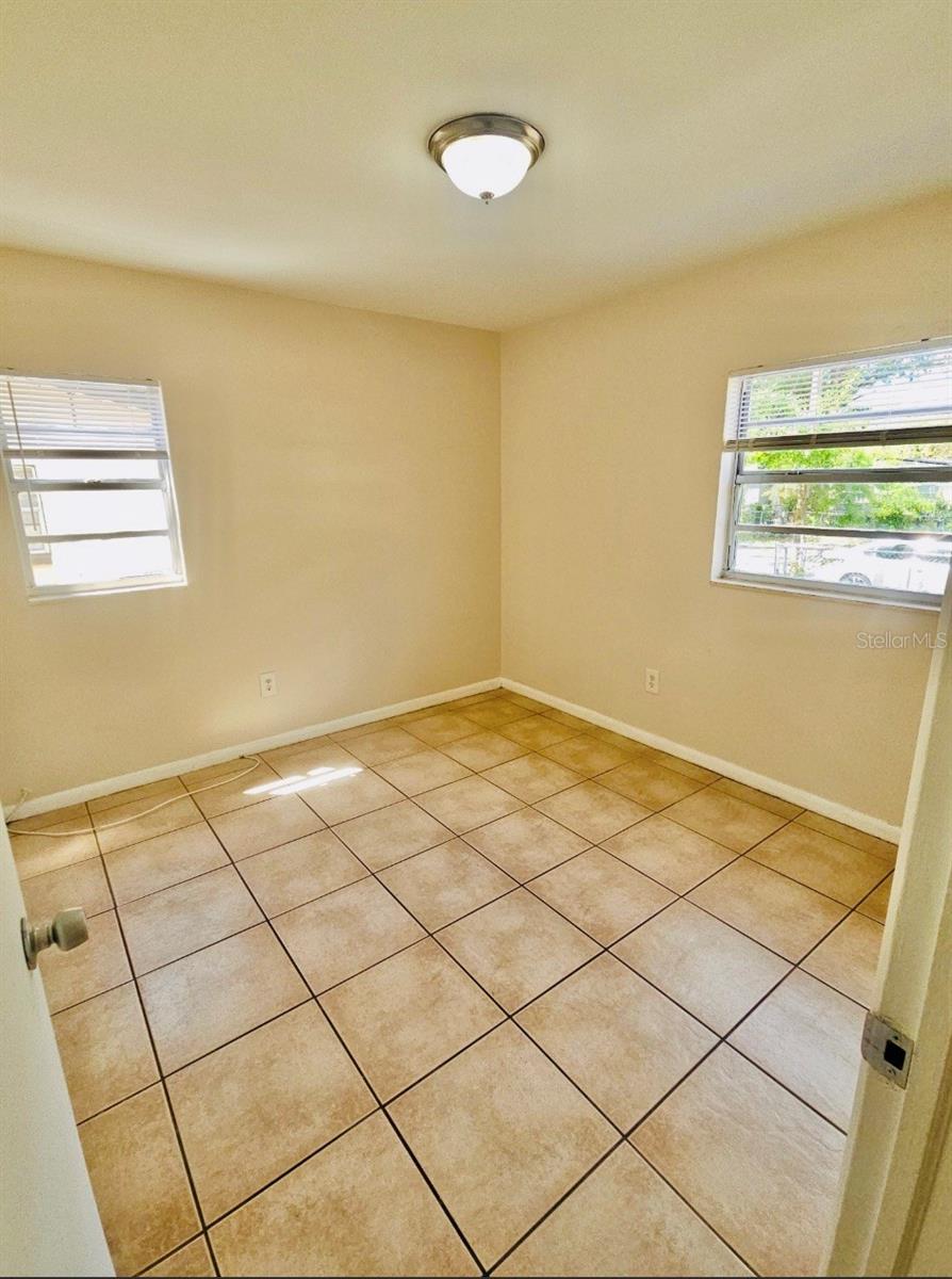 10011 N 23RD ST, TAMPA, FL, 33612