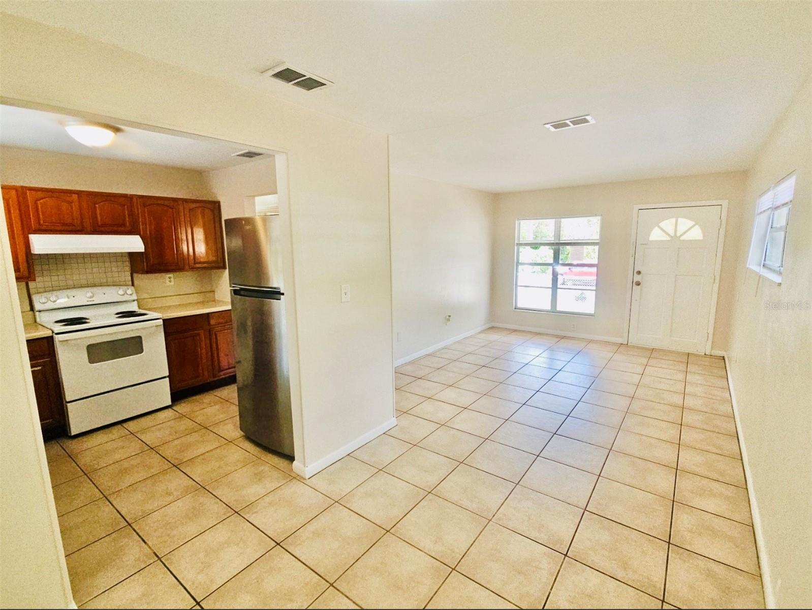 10011 N 23RD ST, TAMPA, FL, 33612