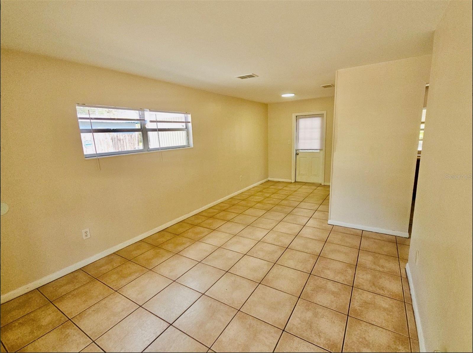 10011 N 23RD ST, TAMPA, FL, 33612