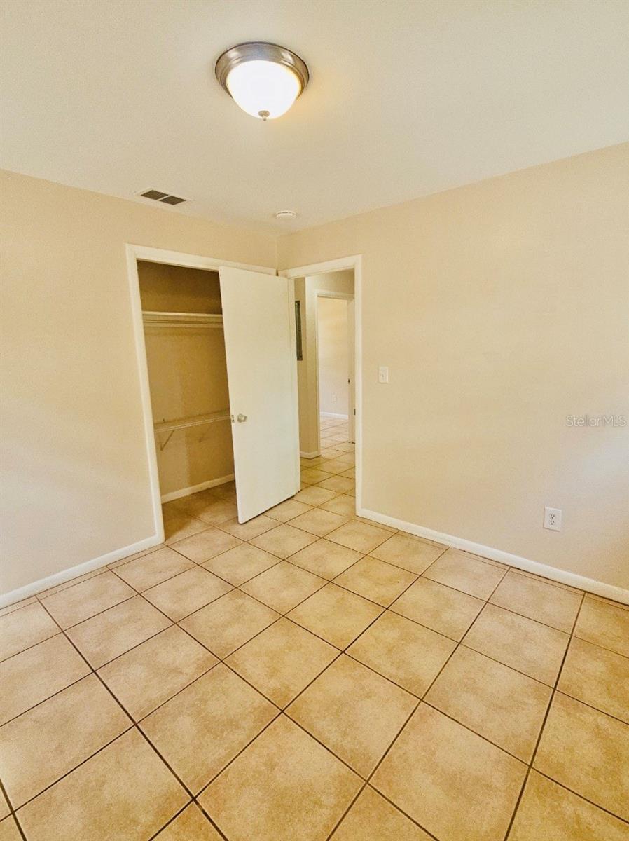 10011 N 23RD ST, TAMPA, FL, 33612