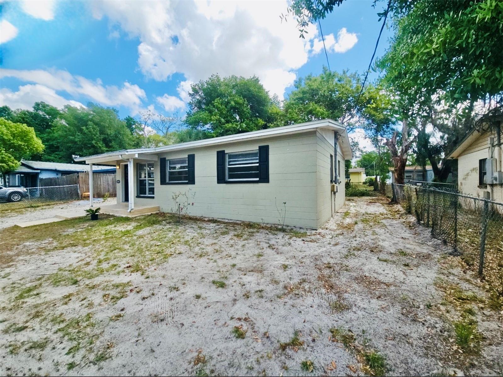 10011 N 23RD ST, TAMPA, FL, 33612