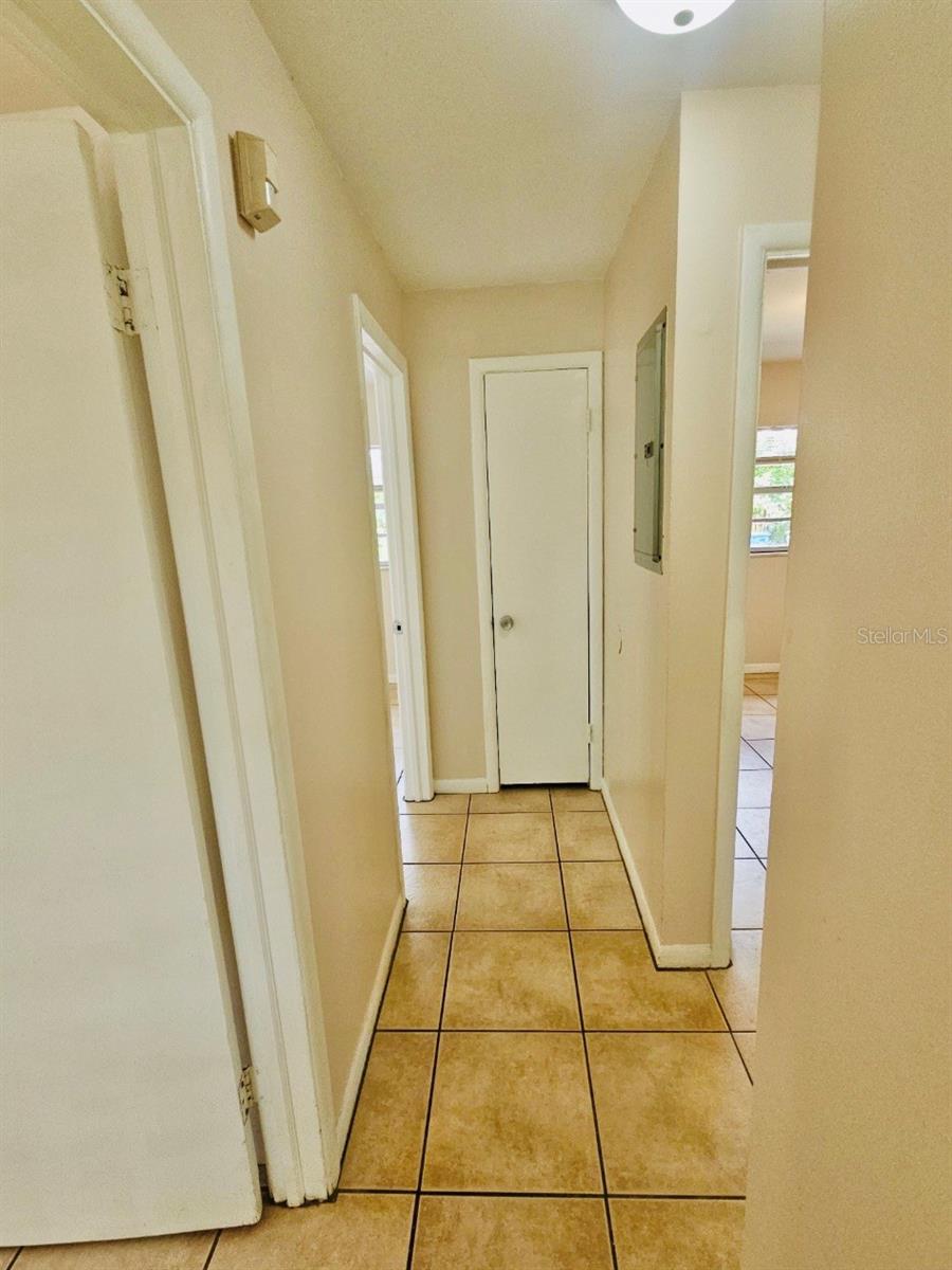 10011 N 23RD ST, TAMPA, FL, 33612
