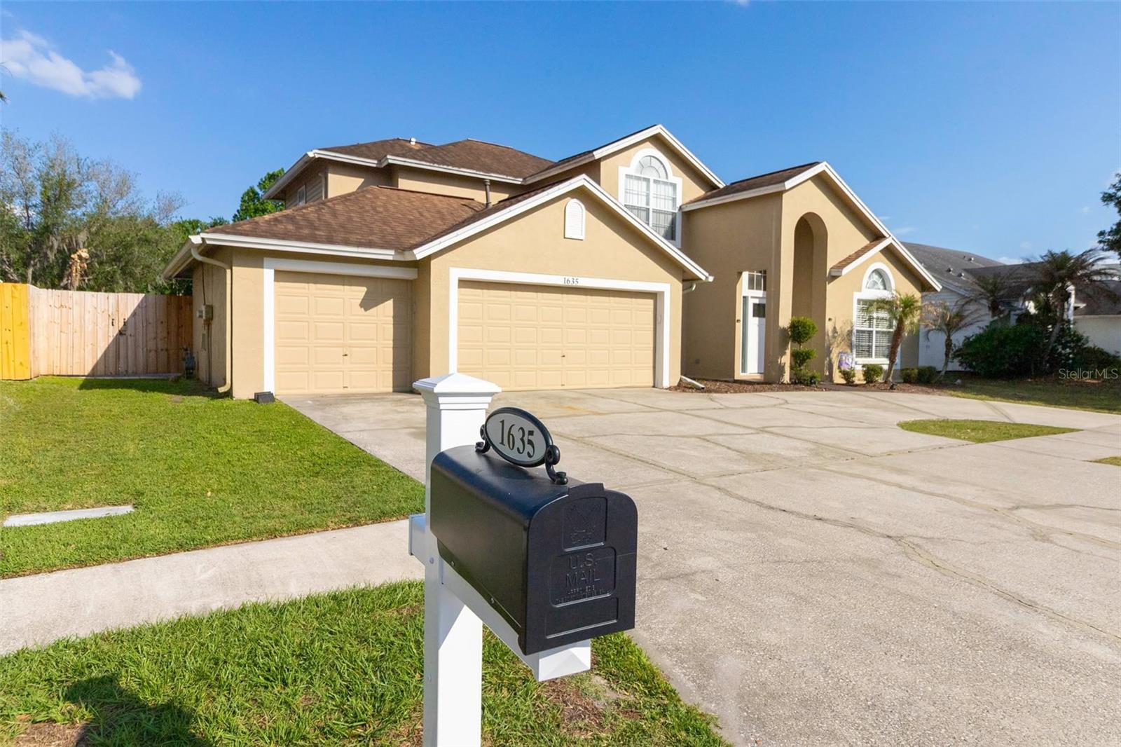 1635 LEDGESTONE DR, BRANDON, FL, 33511