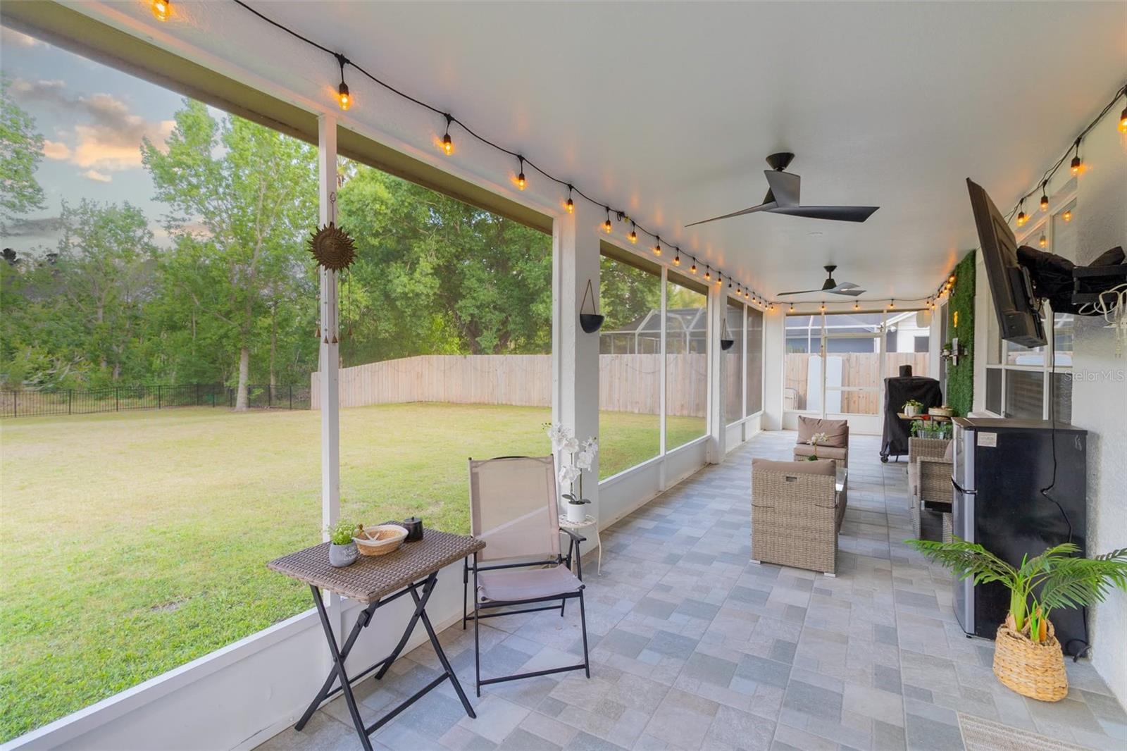 1635 LEDGESTONE DR, BRANDON, FL, 33511