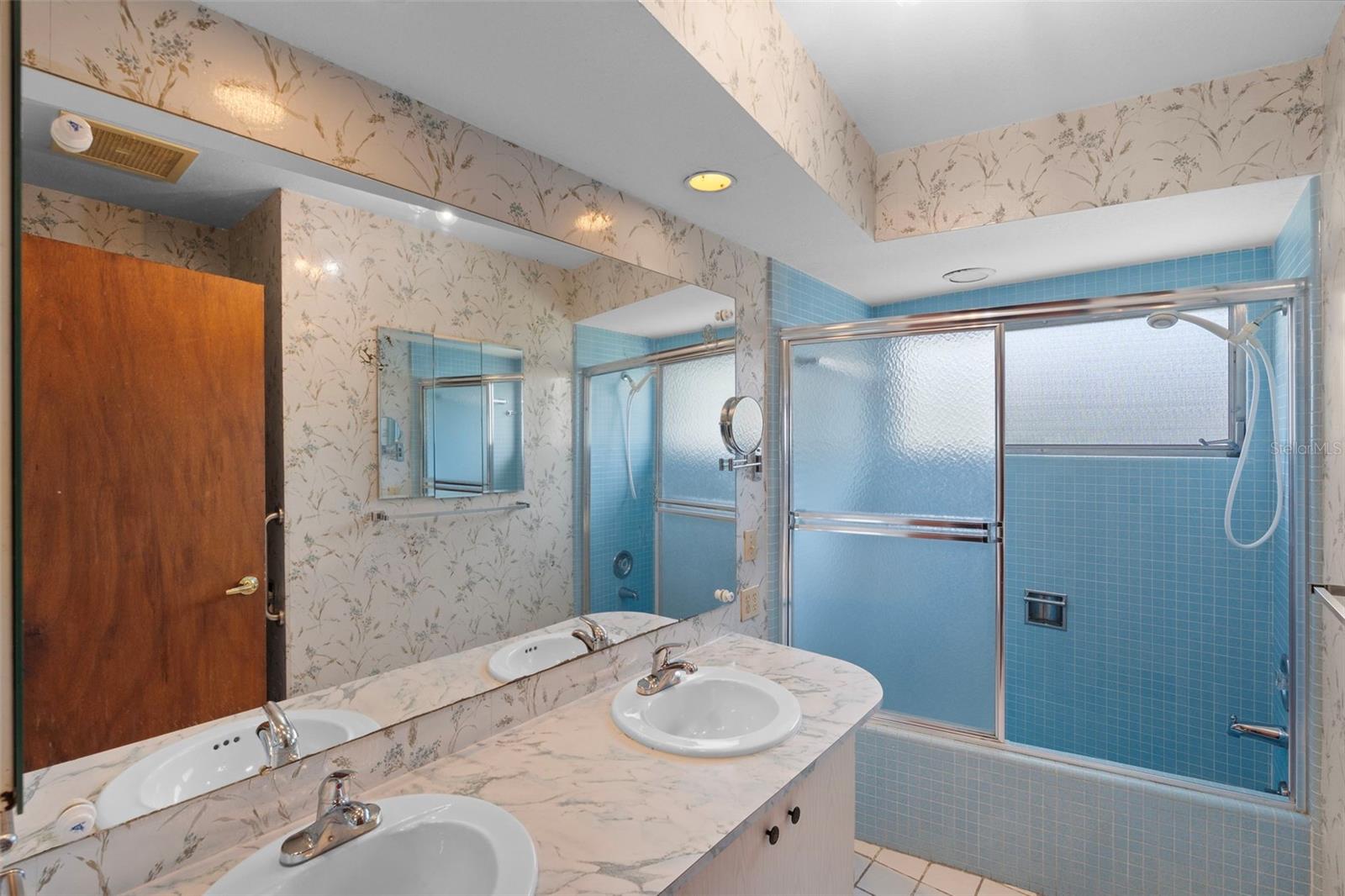1768 HARBOR CIR E, LARGO, FL, 33770