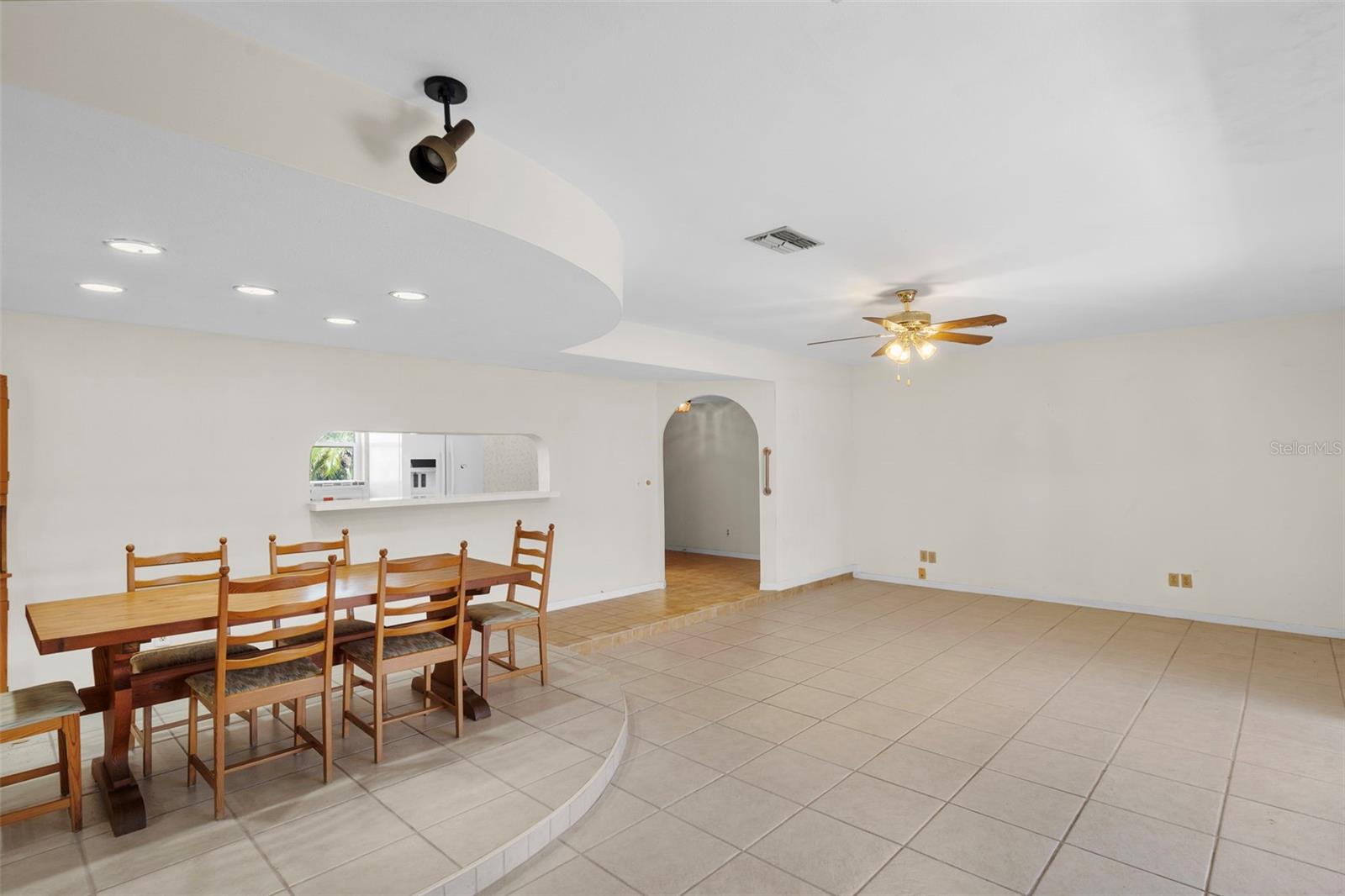 1768 HARBOR CIR E, LARGO, FL, 33770