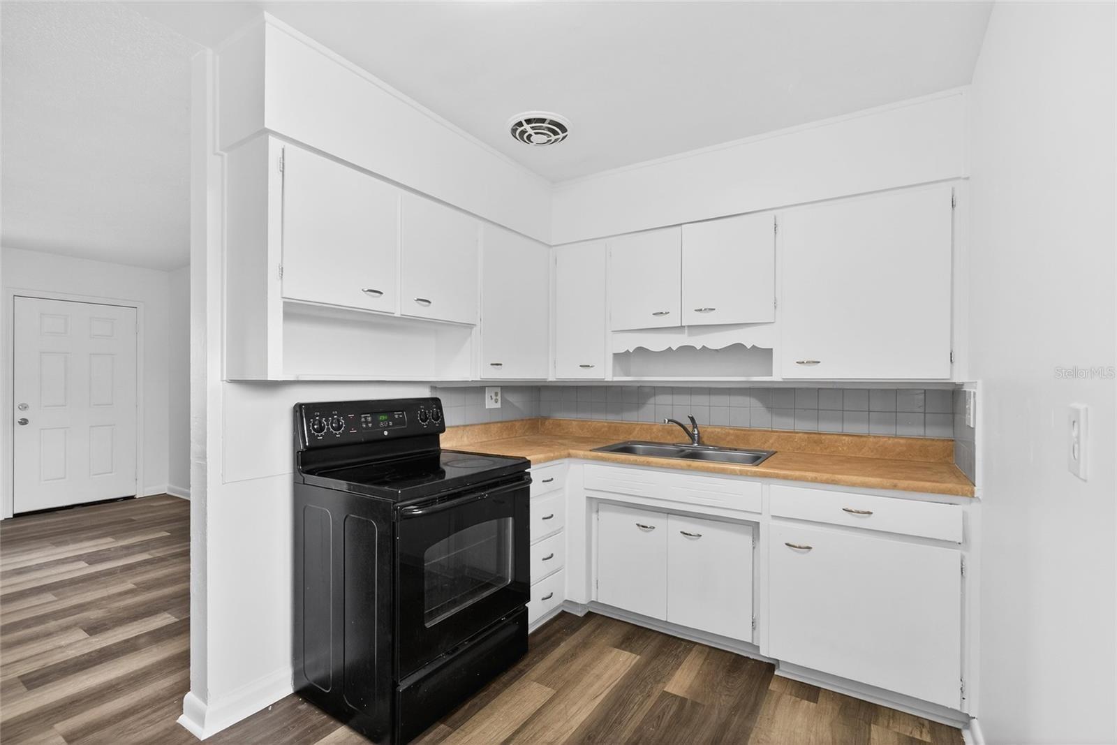 1232 WOODLAND AVE, LAKELAND, FL, 33801