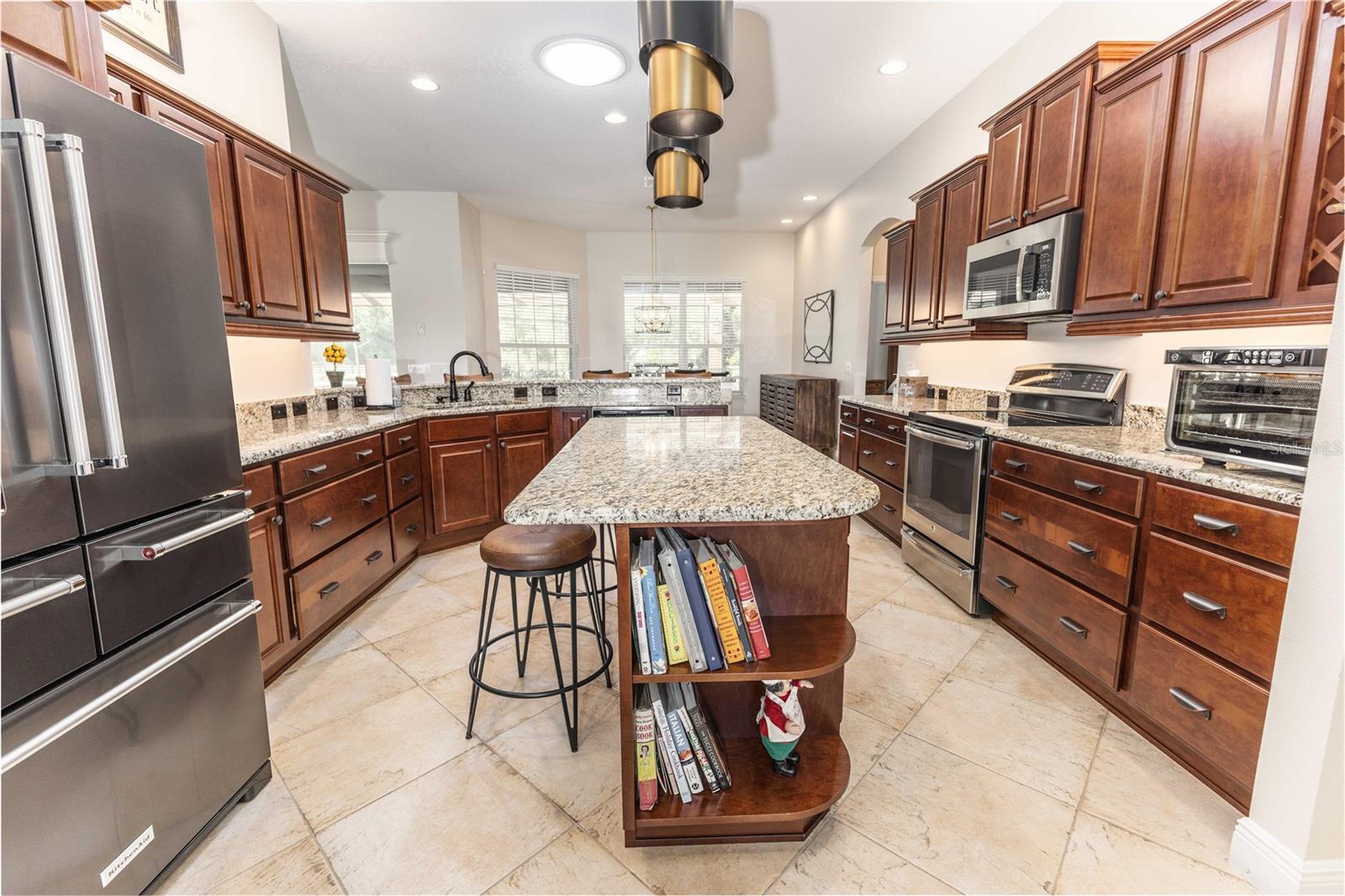 10517 NE 27TH ST, OXFORD, FL, 34484