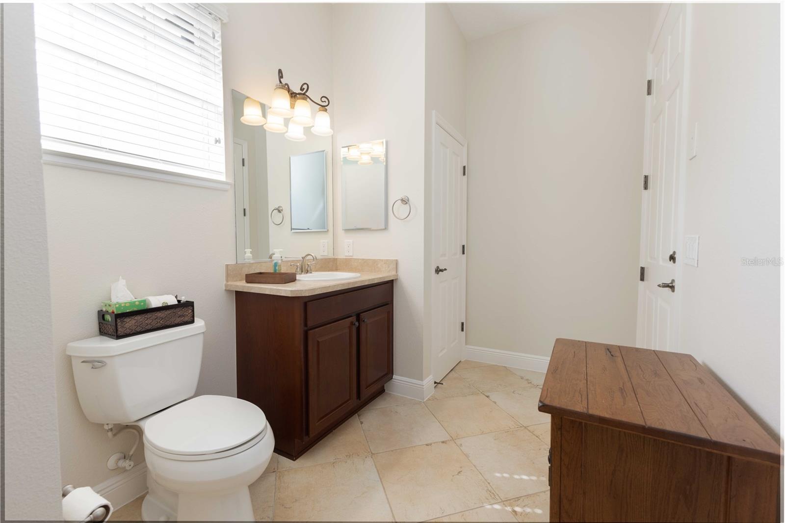 10517 NE 27TH ST, OXFORD, FL, 34484