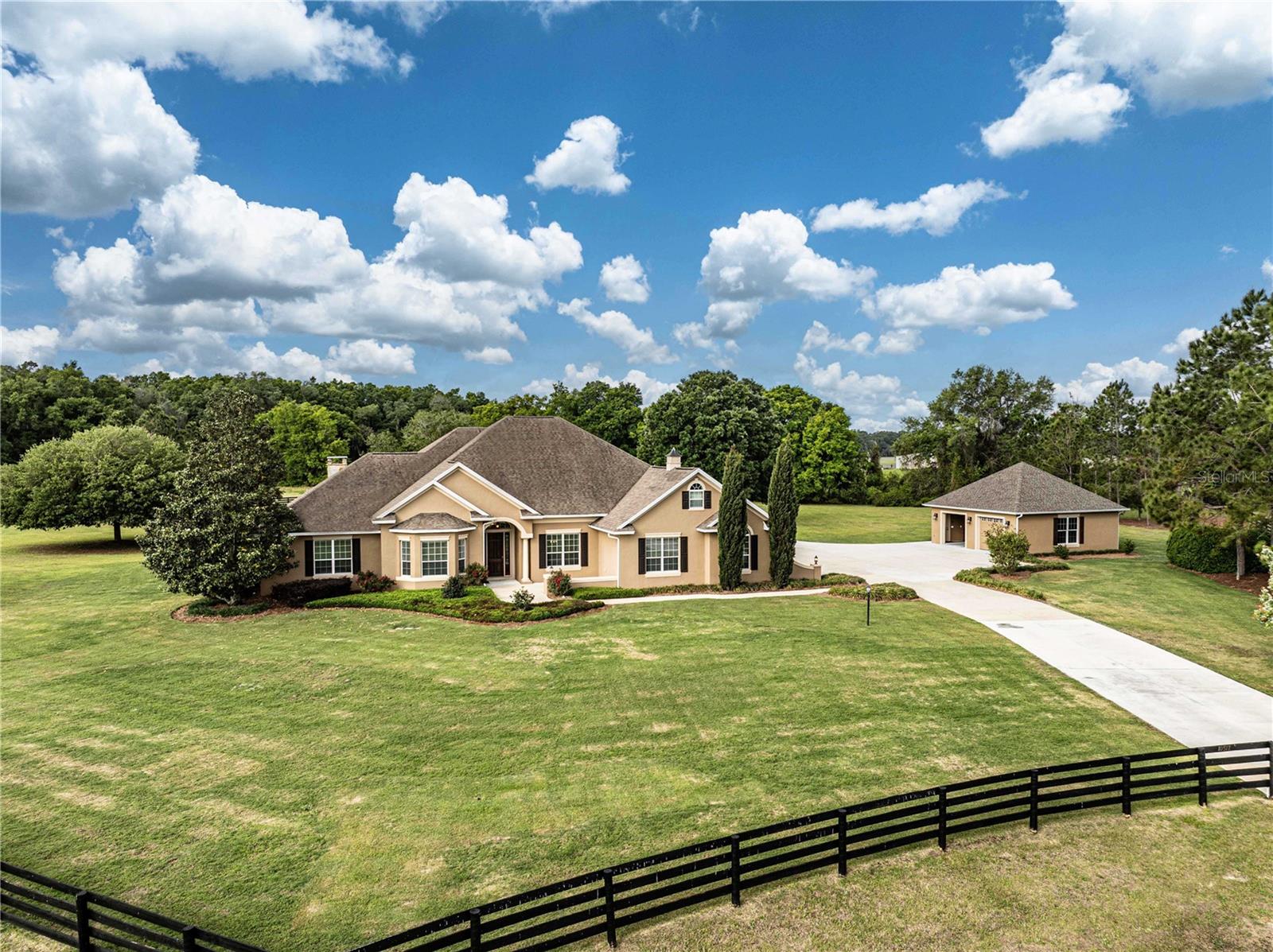 10517 NE 27TH ST, OXFORD, FL, 34484