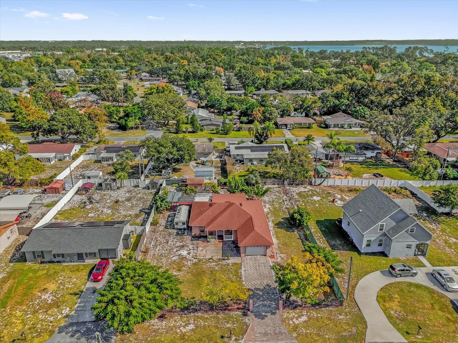 910 W RICH DR, MOUNT DORA, FL, 32757