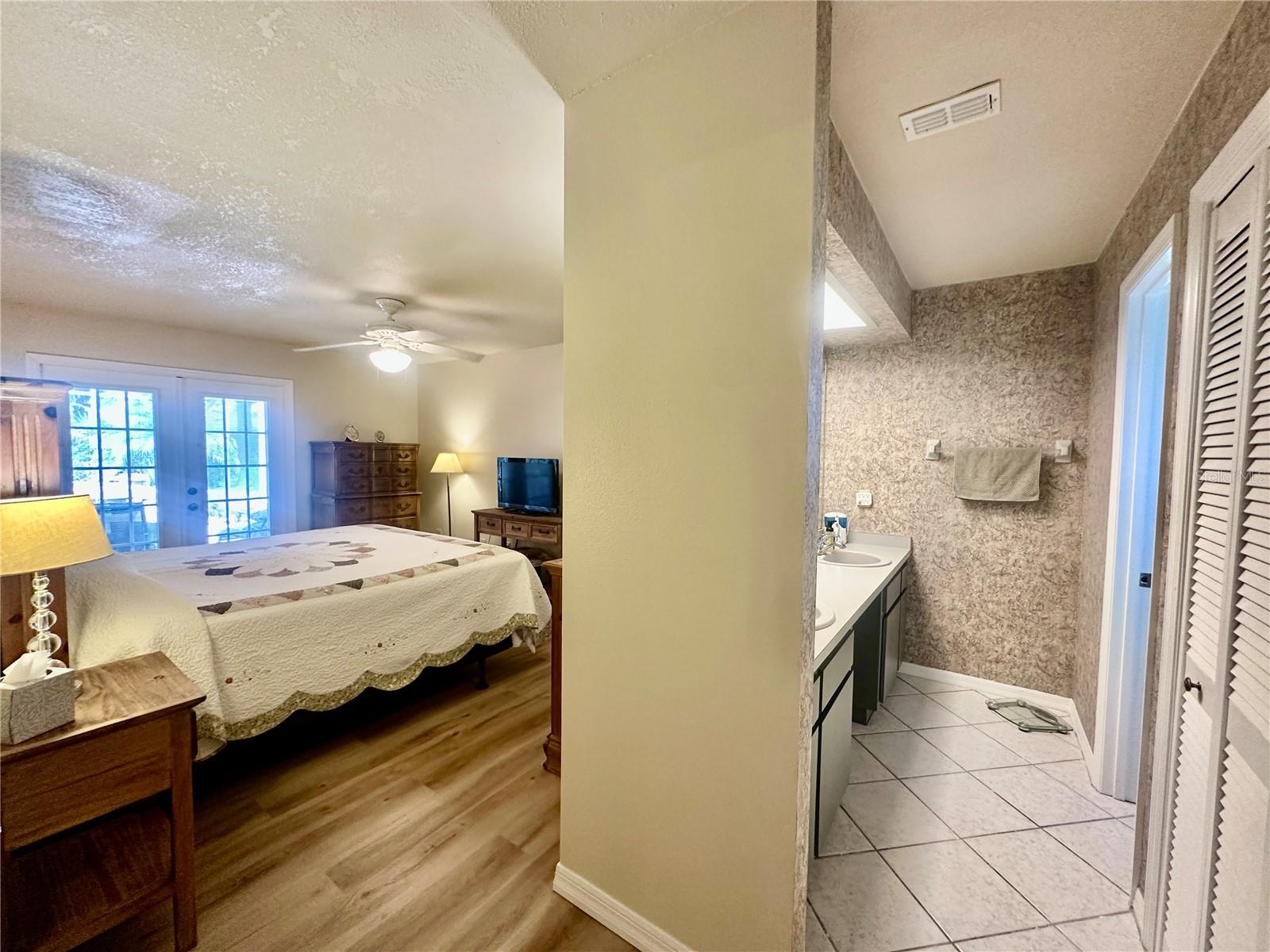 232 COLLEGE GROVE CIR NE, WINTER HAVEN, FL, 33881