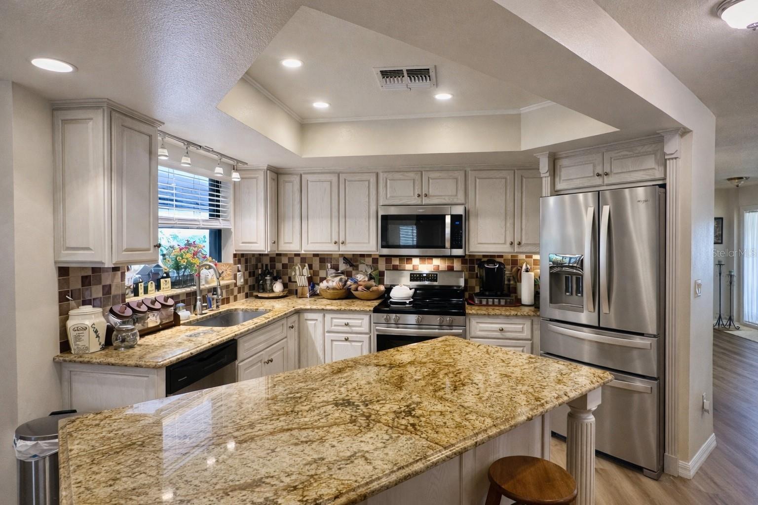 232 COLLEGE GROVE CIR NE, WINTER HAVEN, FL, 33881