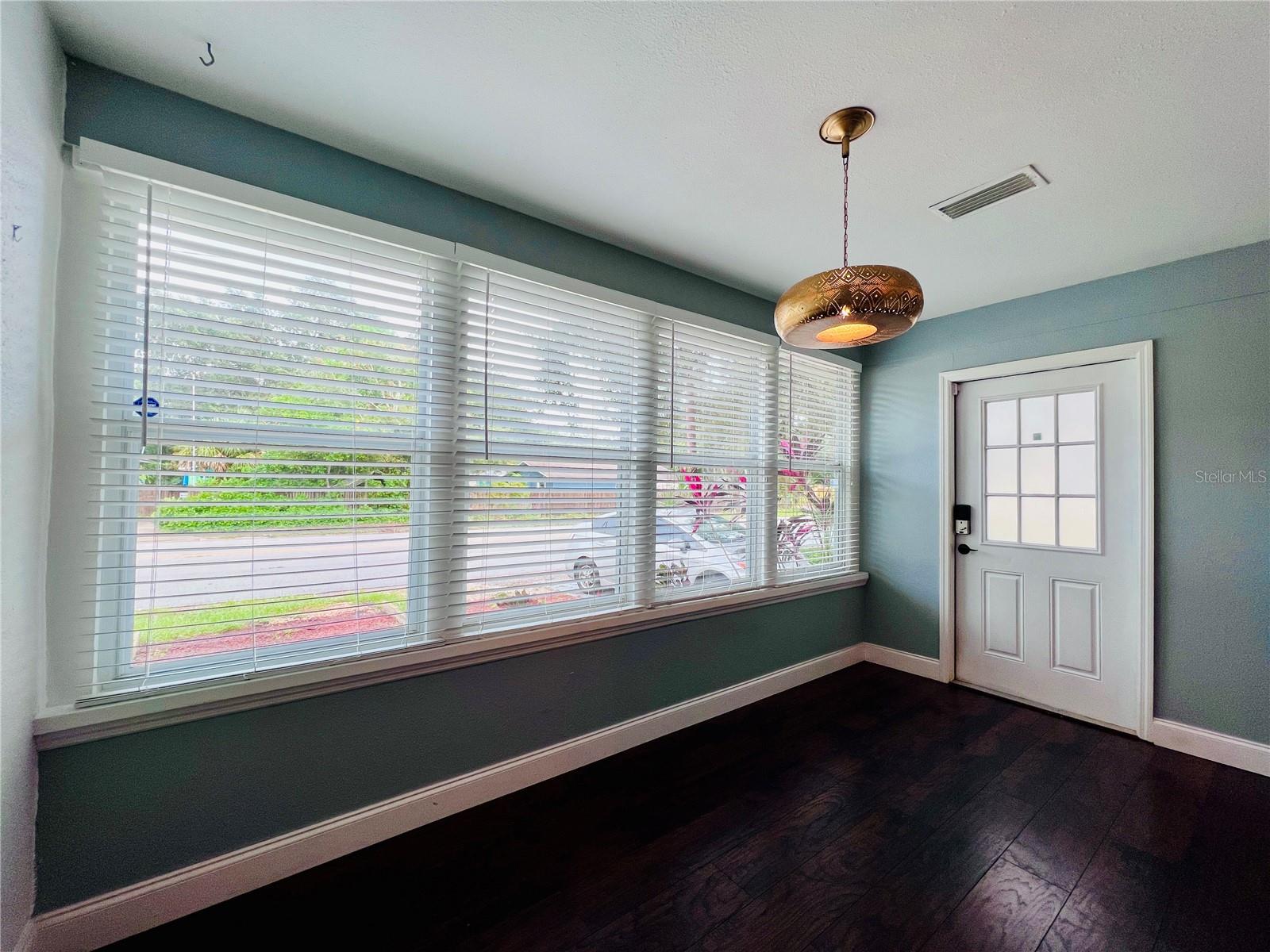 1930 DOUGLAS AVE, CLEARWATER, FL, 33755