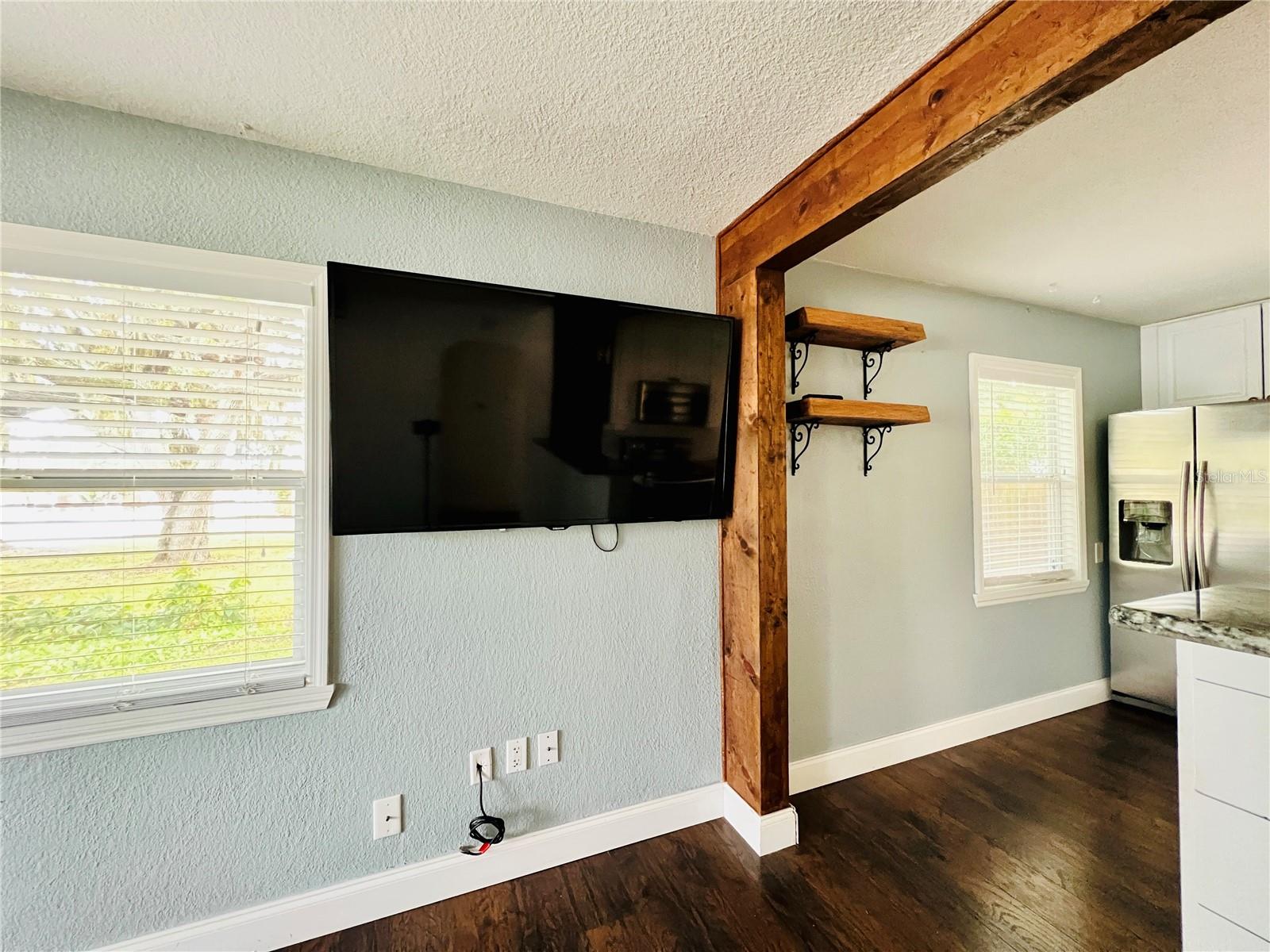 1930 DOUGLAS AVE, CLEARWATER, FL, 33755