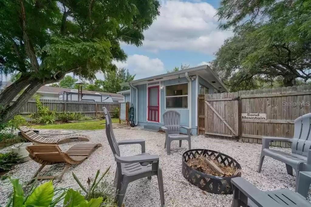 1930 DOUGLAS AVE, CLEARWATER, FL, 33755