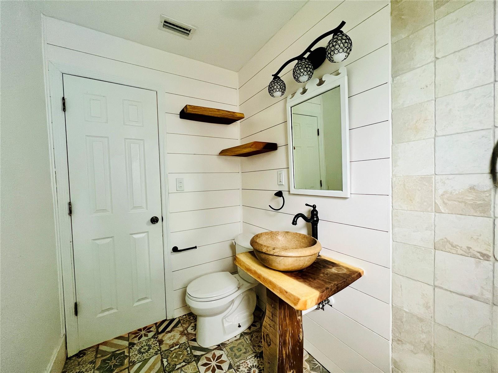 1930 DOUGLAS AVE, CLEARWATER, FL, 33755