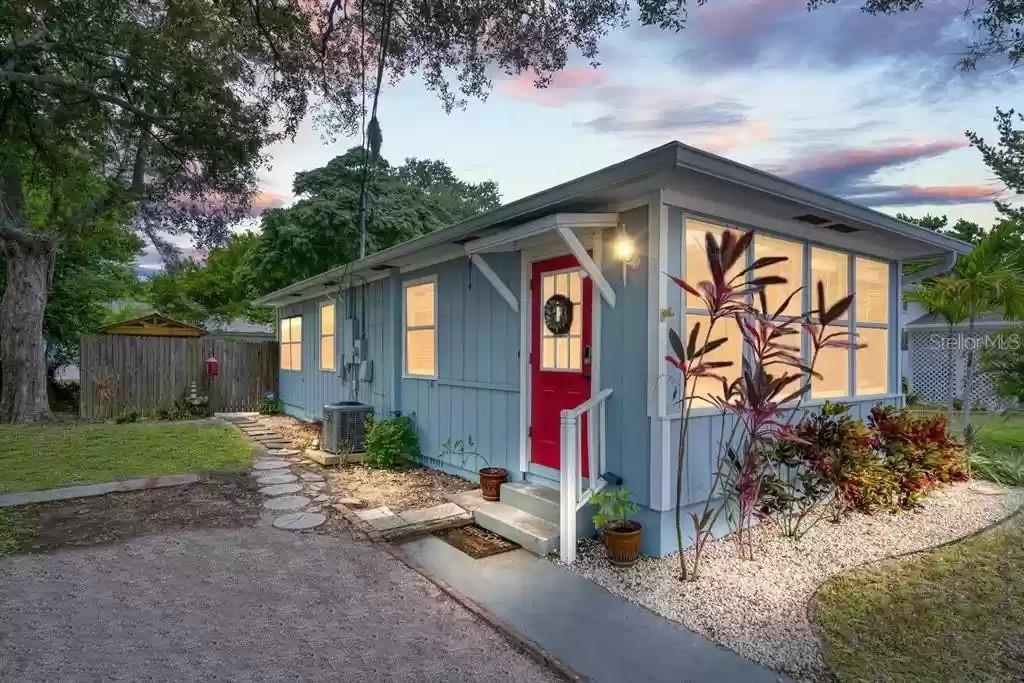 1930 DOUGLAS AVE, CLEARWATER, FL, 33755