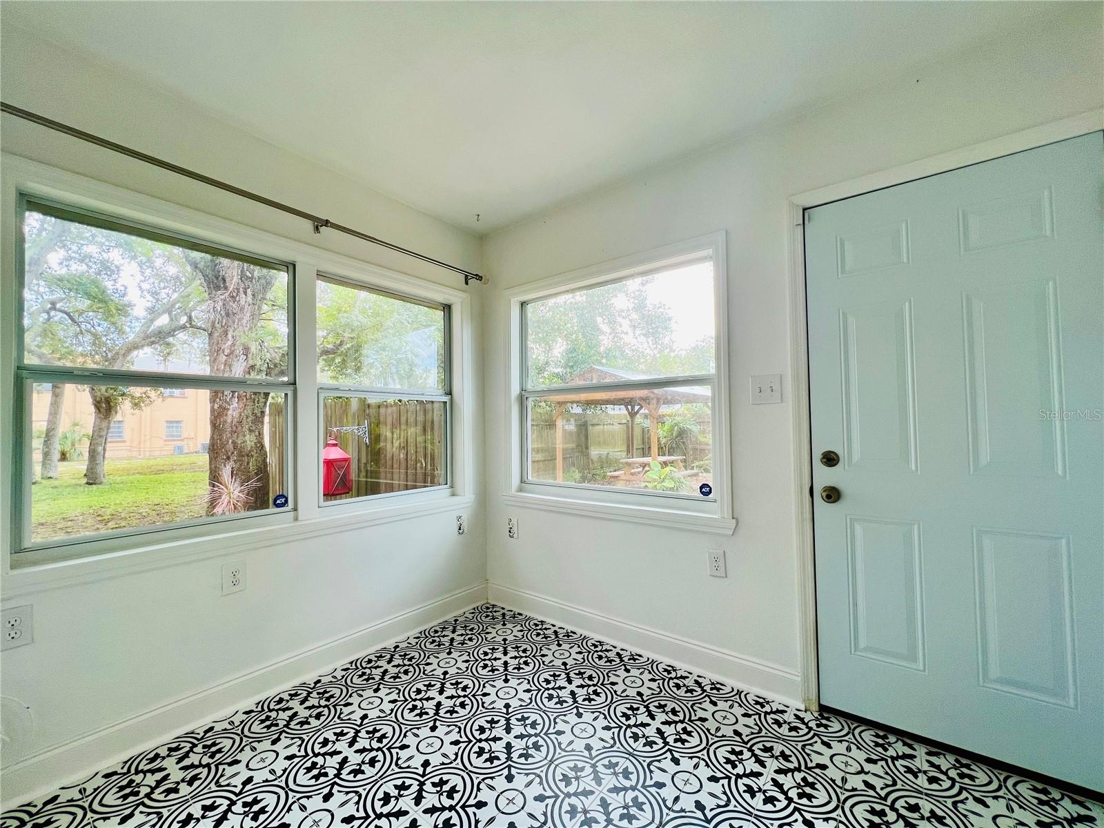 1930 DOUGLAS AVE, CLEARWATER, FL, 33755