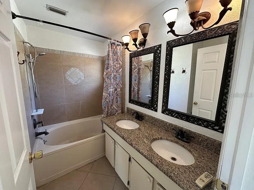 13624 LARAWAY DR, RIVERVIEW, FL, 33579