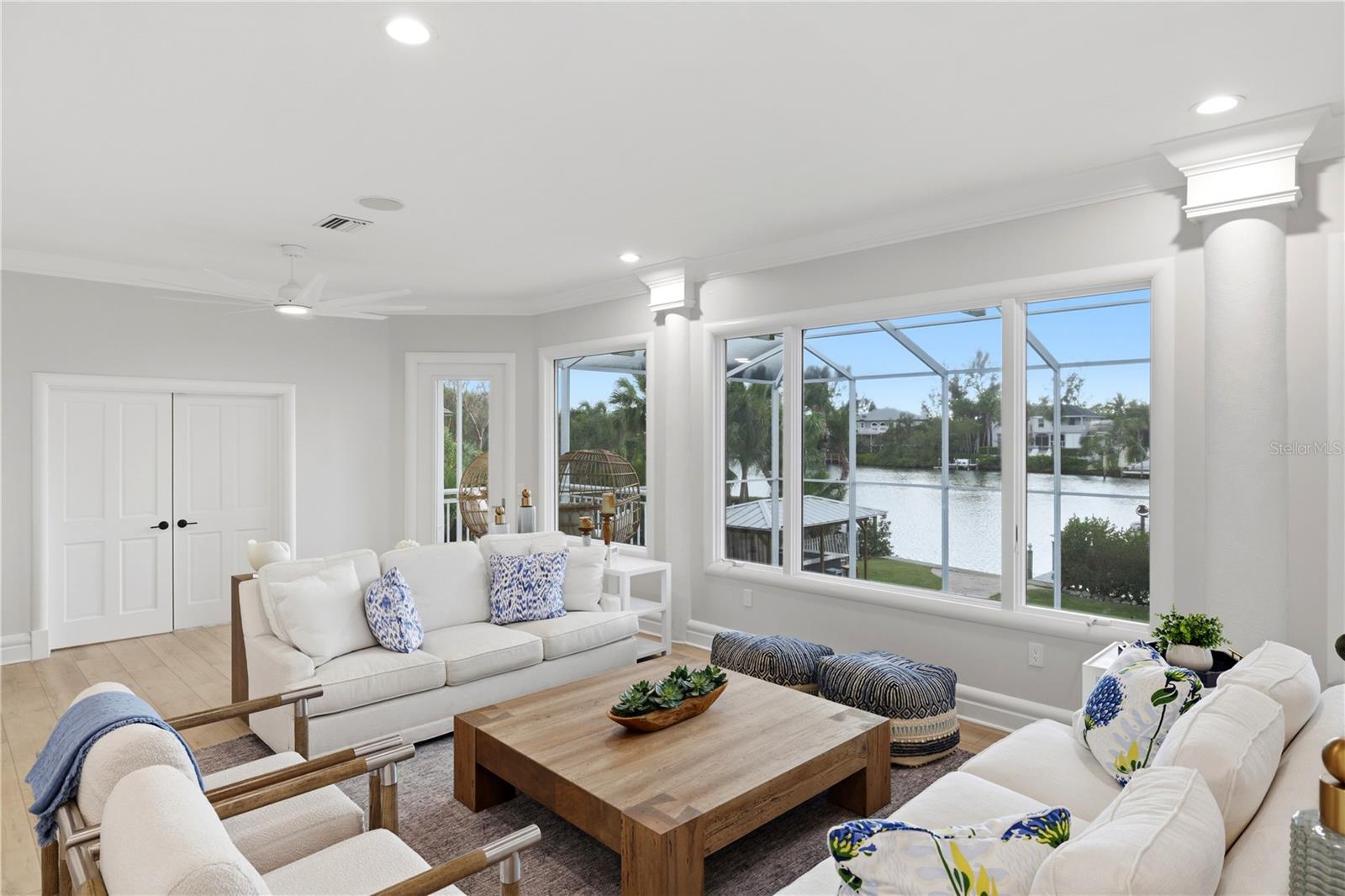 4034 ROBERTS POINT RD, SARASOTA, FL, 34242