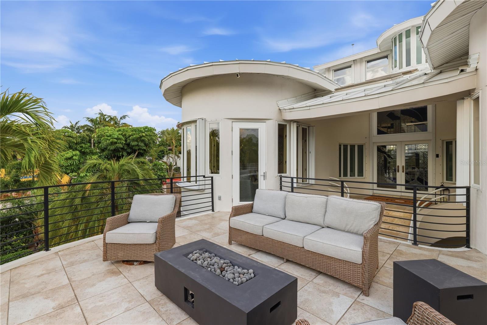 4034 ROBERTS POINT RD, SARASOTA, FL, 34242