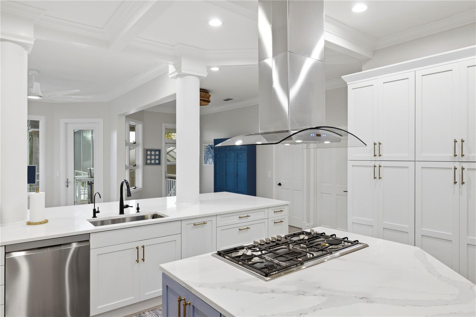 4034 ROBERTS POINT RD, SARASOTA, FL, 34242