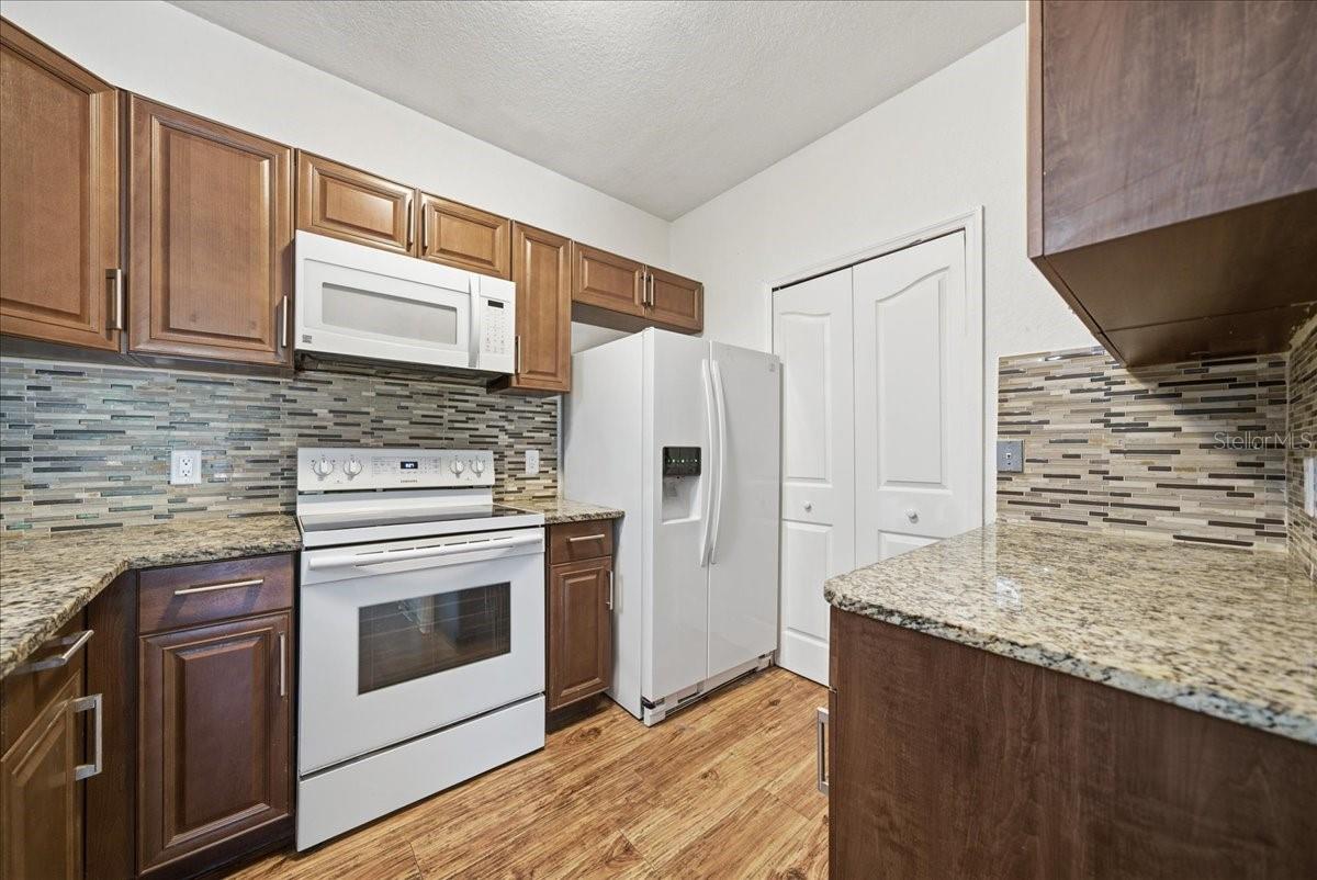 6141 METROWEST BLVD #207, ORLANDO, FL, 32835