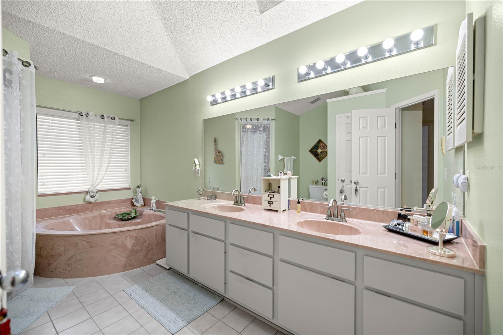 36 SE CHINICA DR, SUMMERFIELD, FL, 34491