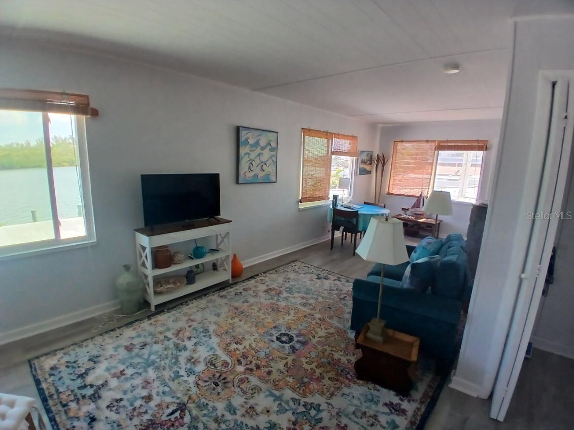 18213 GULF BLVD #A, REDINGTON SHORES, FL, 33708
