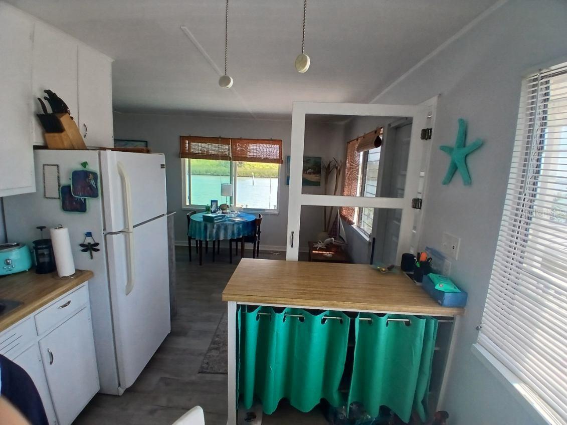 18213 GULF BLVD #A, REDINGTON SHORES, FL, 33708