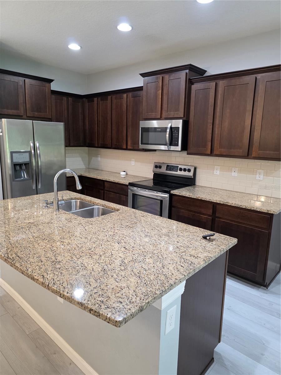 2431 MIDNIGHT PEARL DR, SARASOTA, FL, 34240