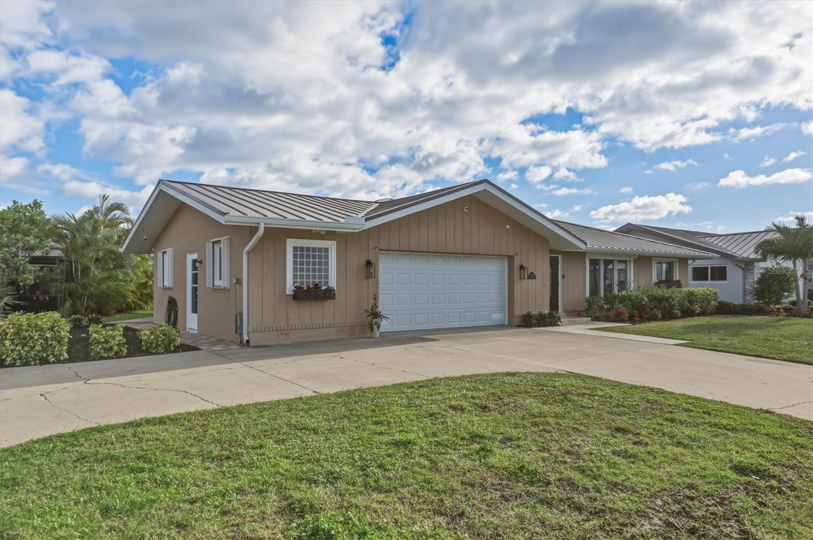 1415 COLUMBIAN DR, PUNTA GORDA, FL, 33950