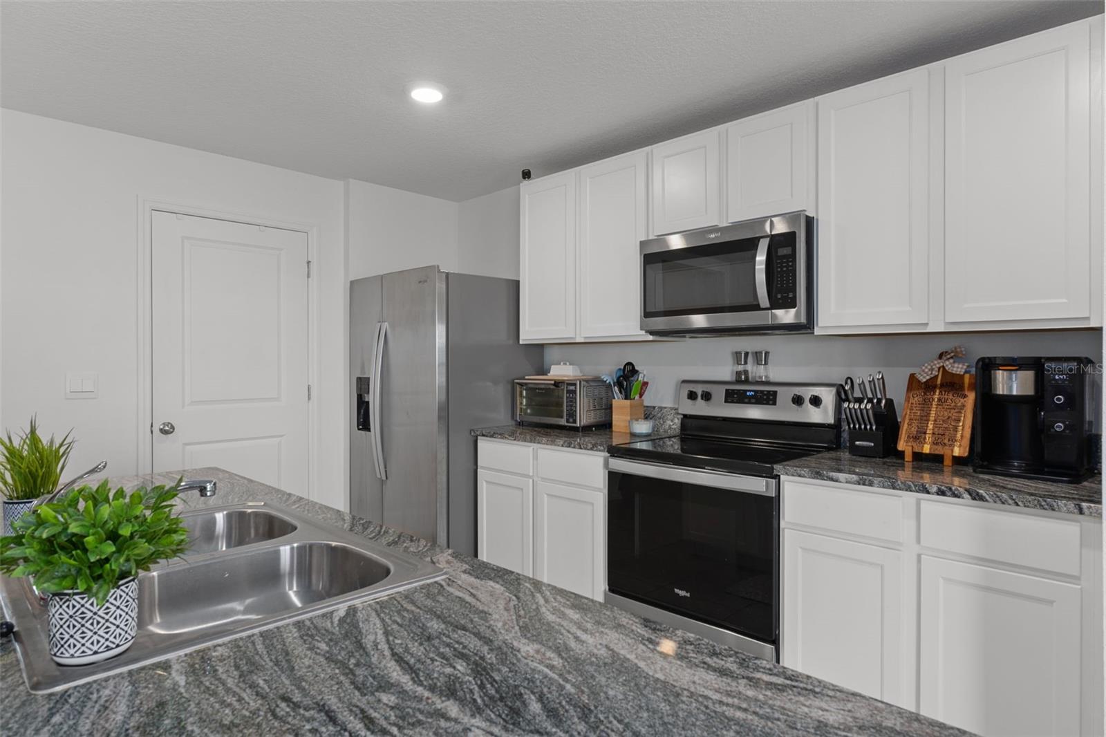 477 W FAIRWAYS VIEW DR, BEVERLY HILLS, FL, 34465