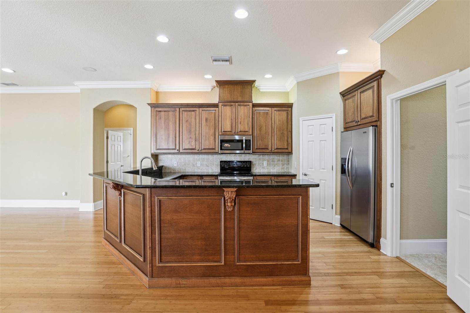 5561 PEBBLE BEACH DR, LAKELAND, FL, 33812