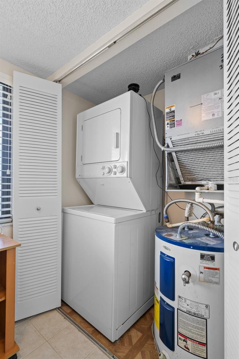 In unit washer and Dryer