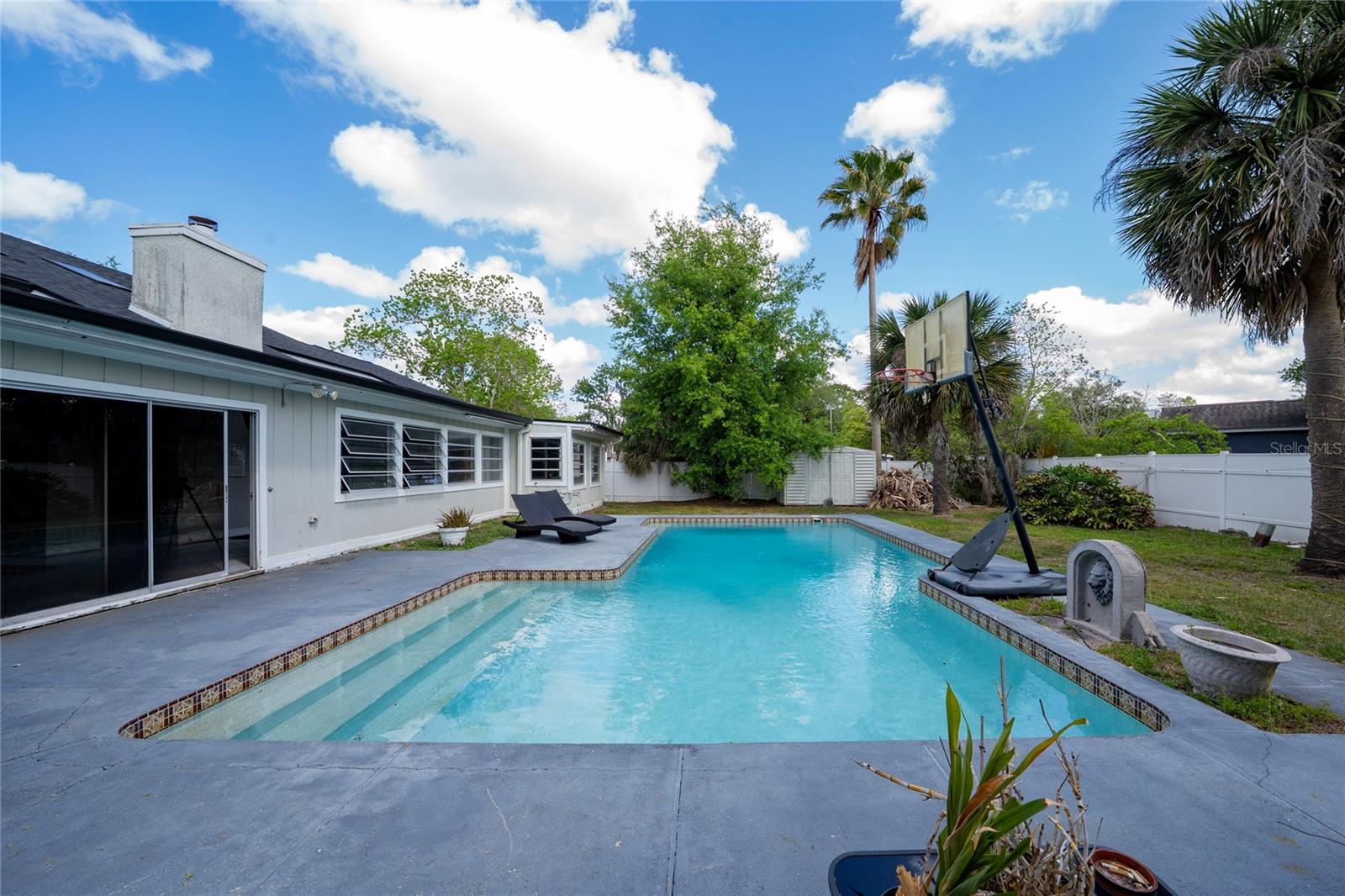 211 S SHADOW BAY DR, ORLANDO, FL, 32825