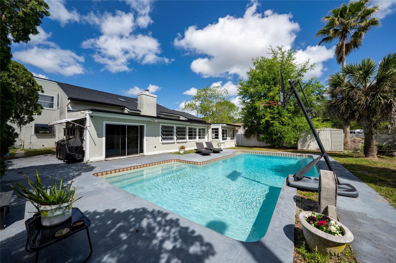 211 S SHADOW BAY DR, ORLANDO, FL, 32825
