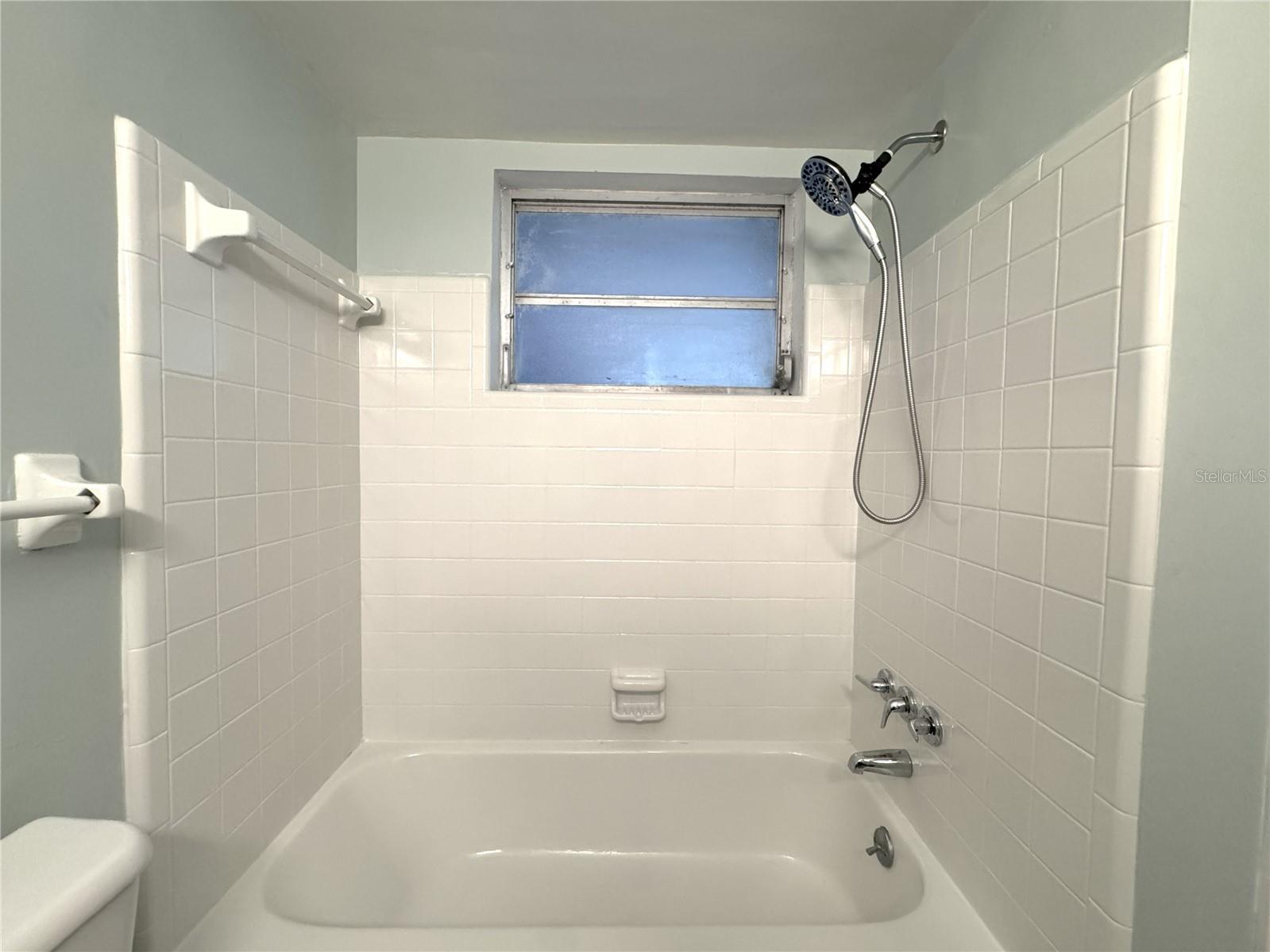 1196 ANGLE RD, DUNEDIN, FL, 34698