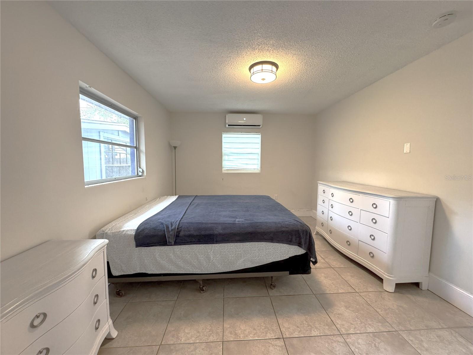 1196 ANGLE RD, DUNEDIN, FL, 34698