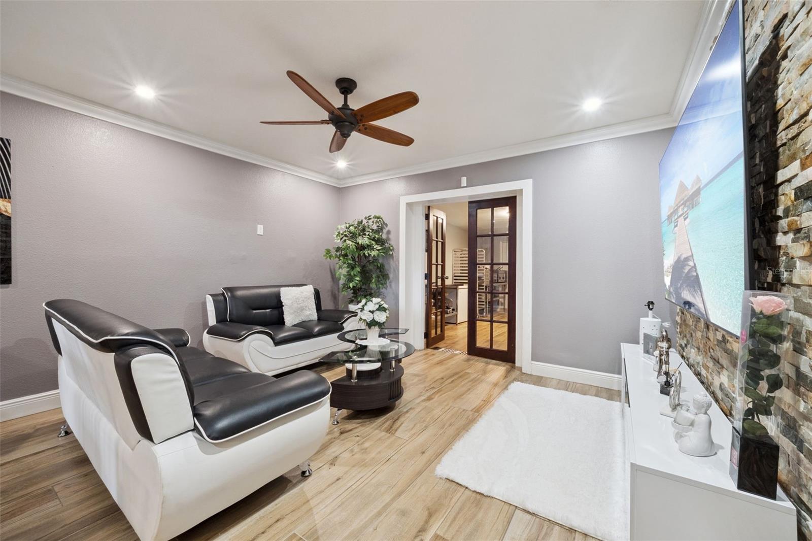 6837 EDGEFIELD LANE, ORLANDO, FL, 32822