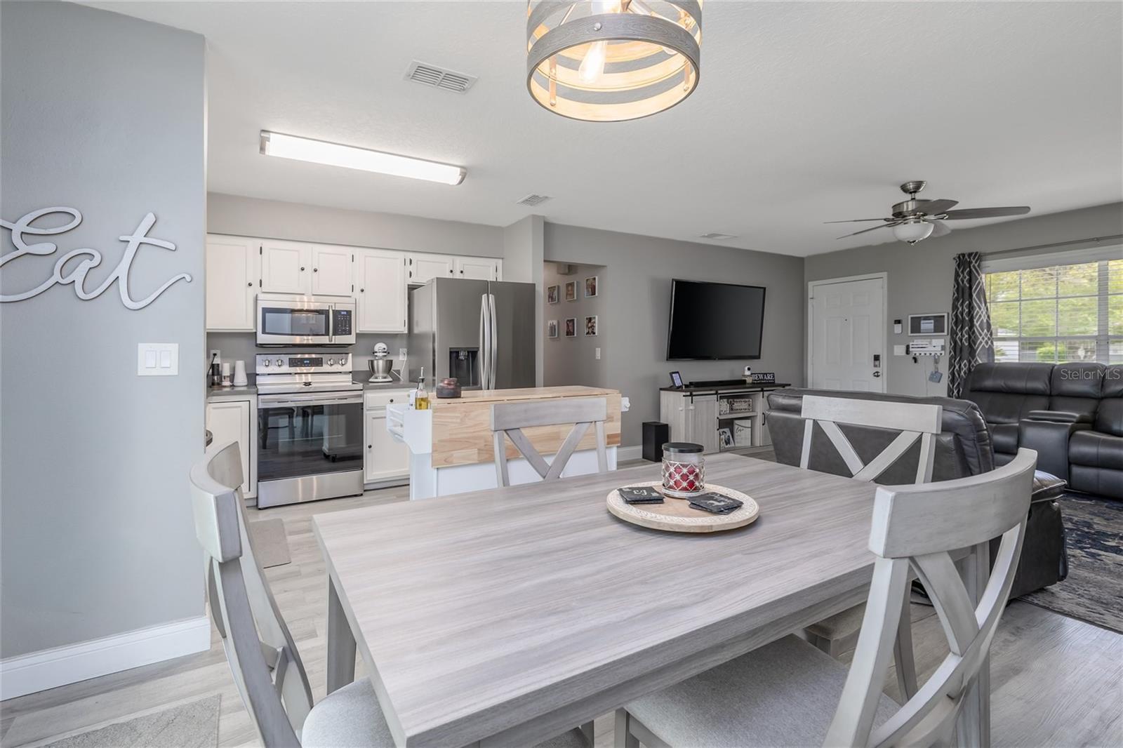 340 PARK AVE, ORANGE CITY, FL, 32763