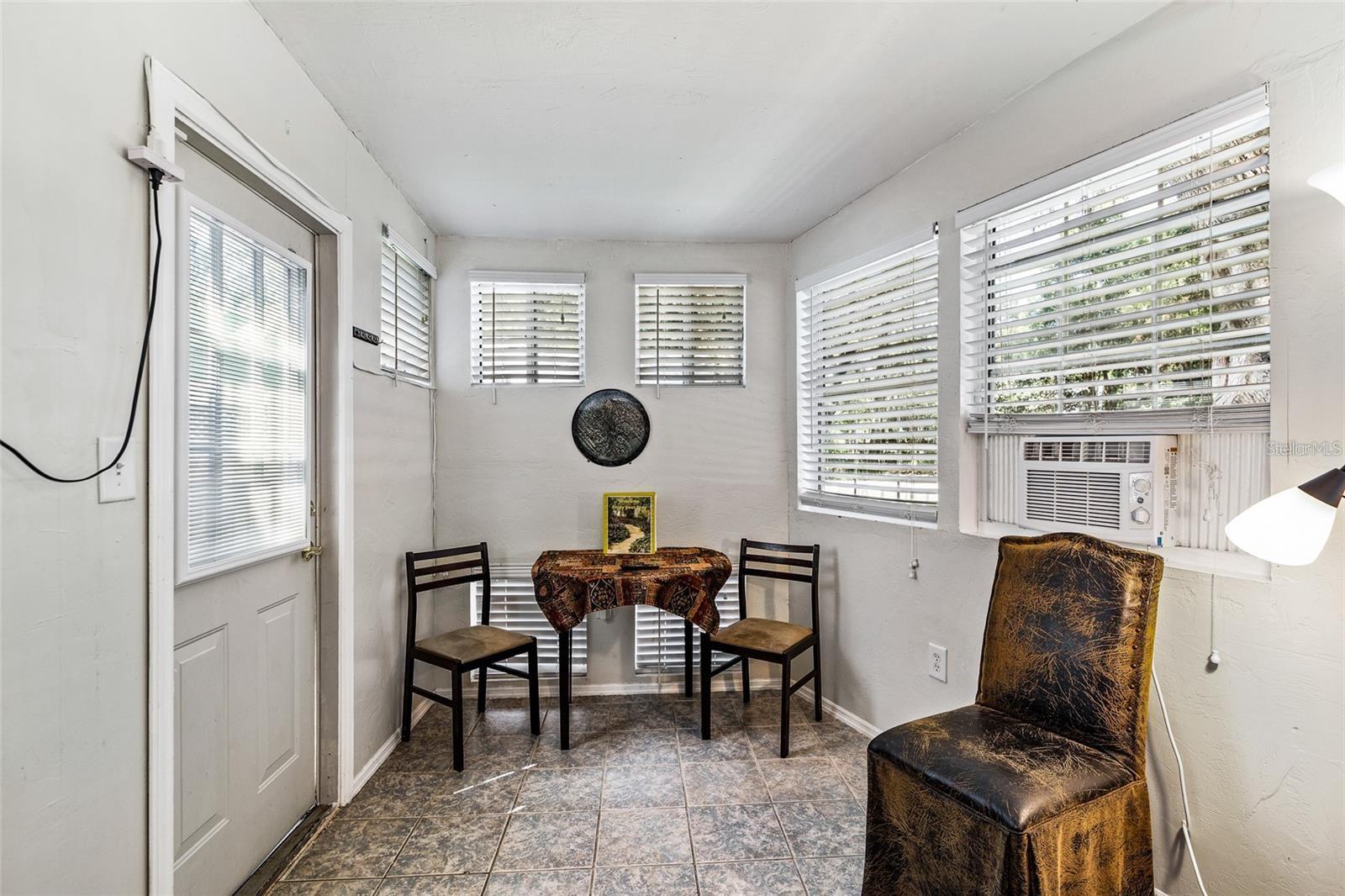 1203 NW 12TH AVE, GAINESVILLE, FL, 32601