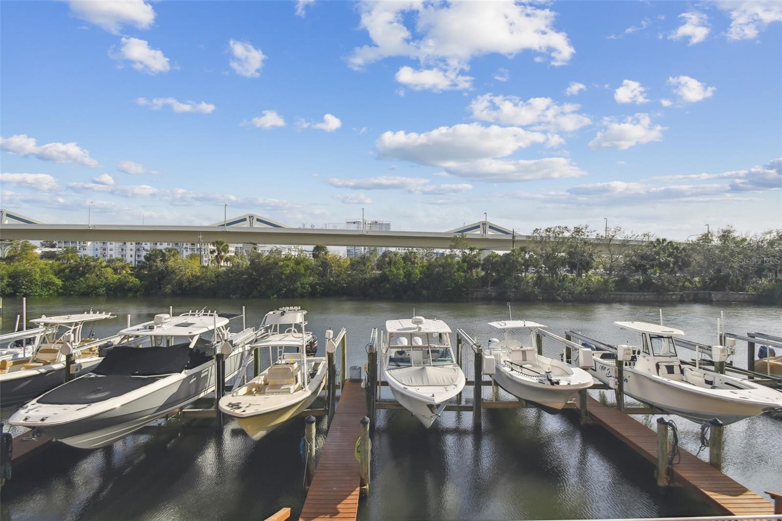 5000 CULBREATH KEY WAY #8-109, TAMPA, FL, 33611