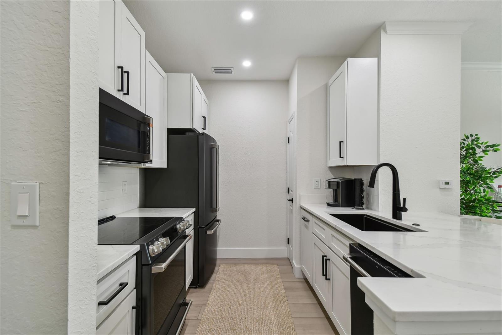 5000 CULBREATH KEY WAY #8-109, TAMPA, FL, 33611