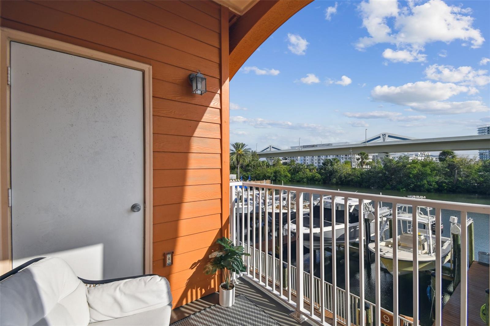 5000 CULBREATH KEY WAY #8-109, TAMPA, FL, 33611