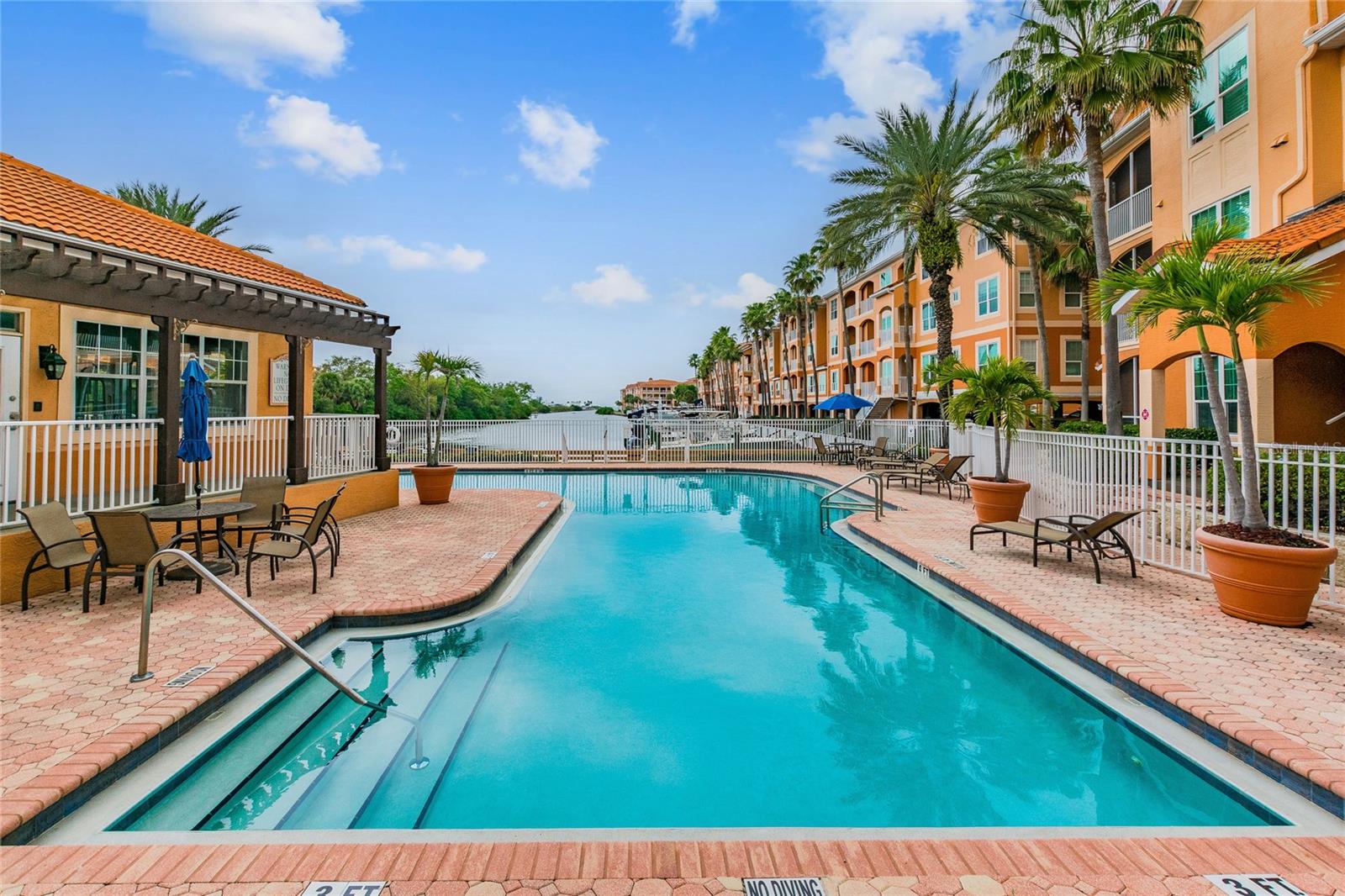 5000 CULBREATH KEY WAY #8-109, TAMPA, FL, 33611