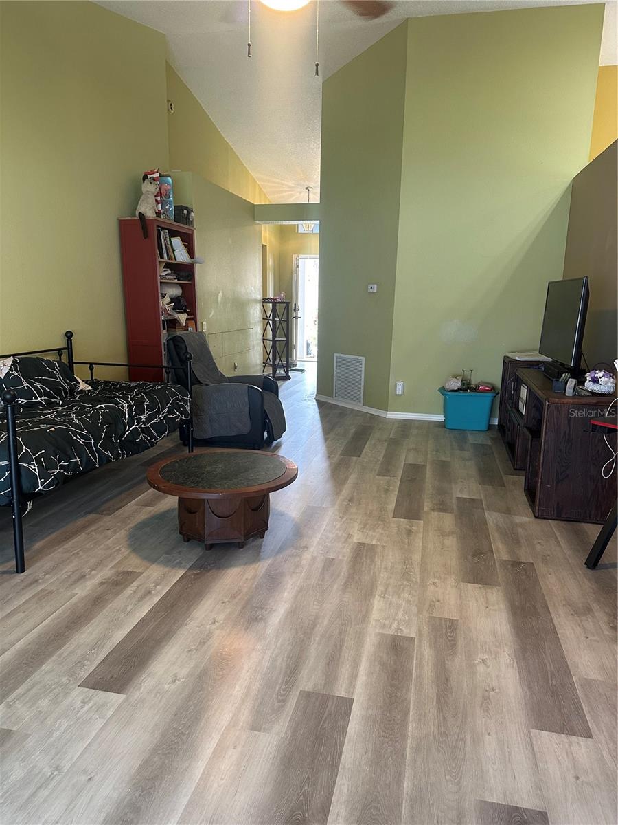 11340 CALGARY CIR, TAMPA, FL, 33624