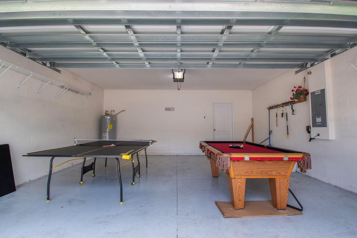 10108 HAWK STORM AVE, TAMPA, FL, 33610